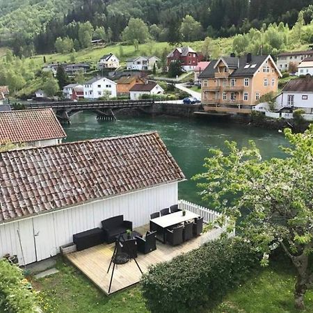 Stryn - idyllisk hus Villa Eksteriør billede